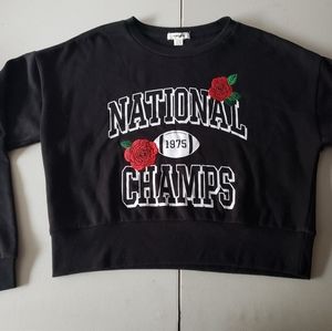 Vintage style cropped sweater